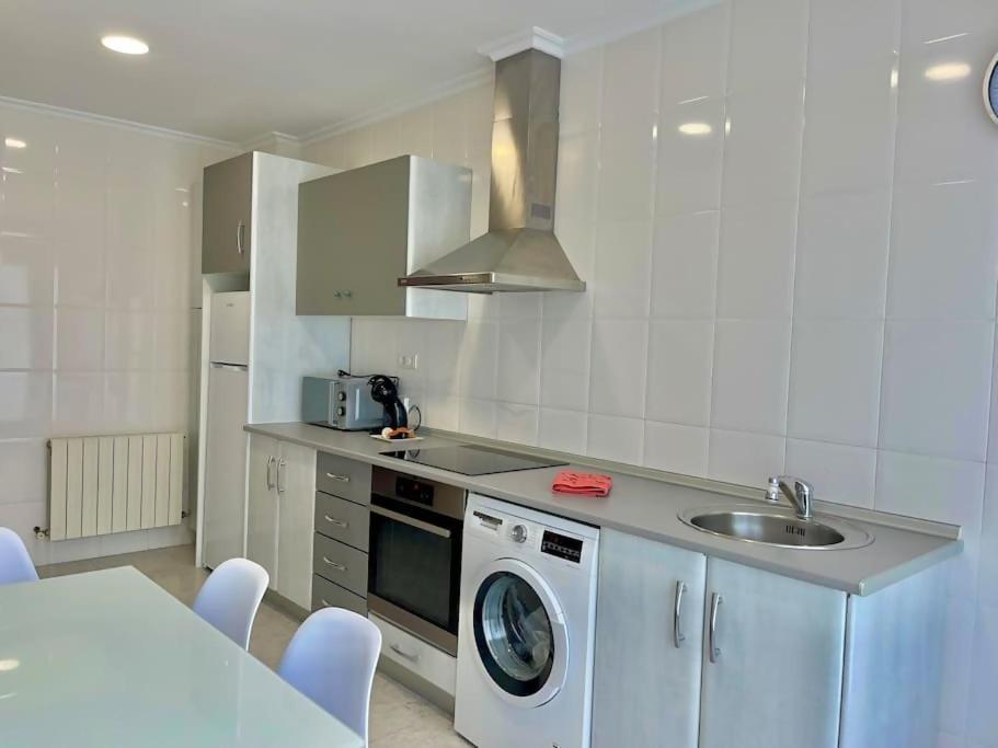Apartamento Atalaya Amplio Piso Cerca Del Mar *