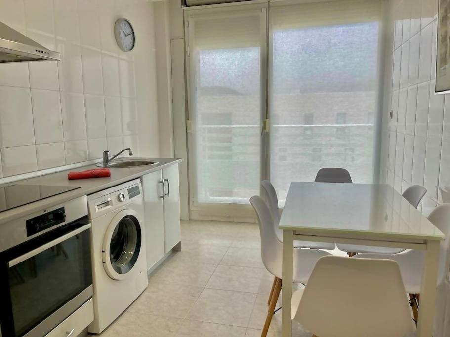 Atalaya Amplio Piso Cerca Del Mar Apartment Bermeo